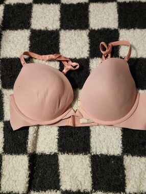 Victoria's Secret Light Pink T-Shirt Push-Up Bra